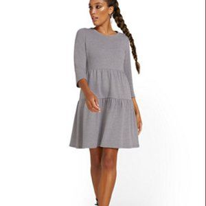 New York & Company Flounced Sweatshirt Dress Heather Gray Size S